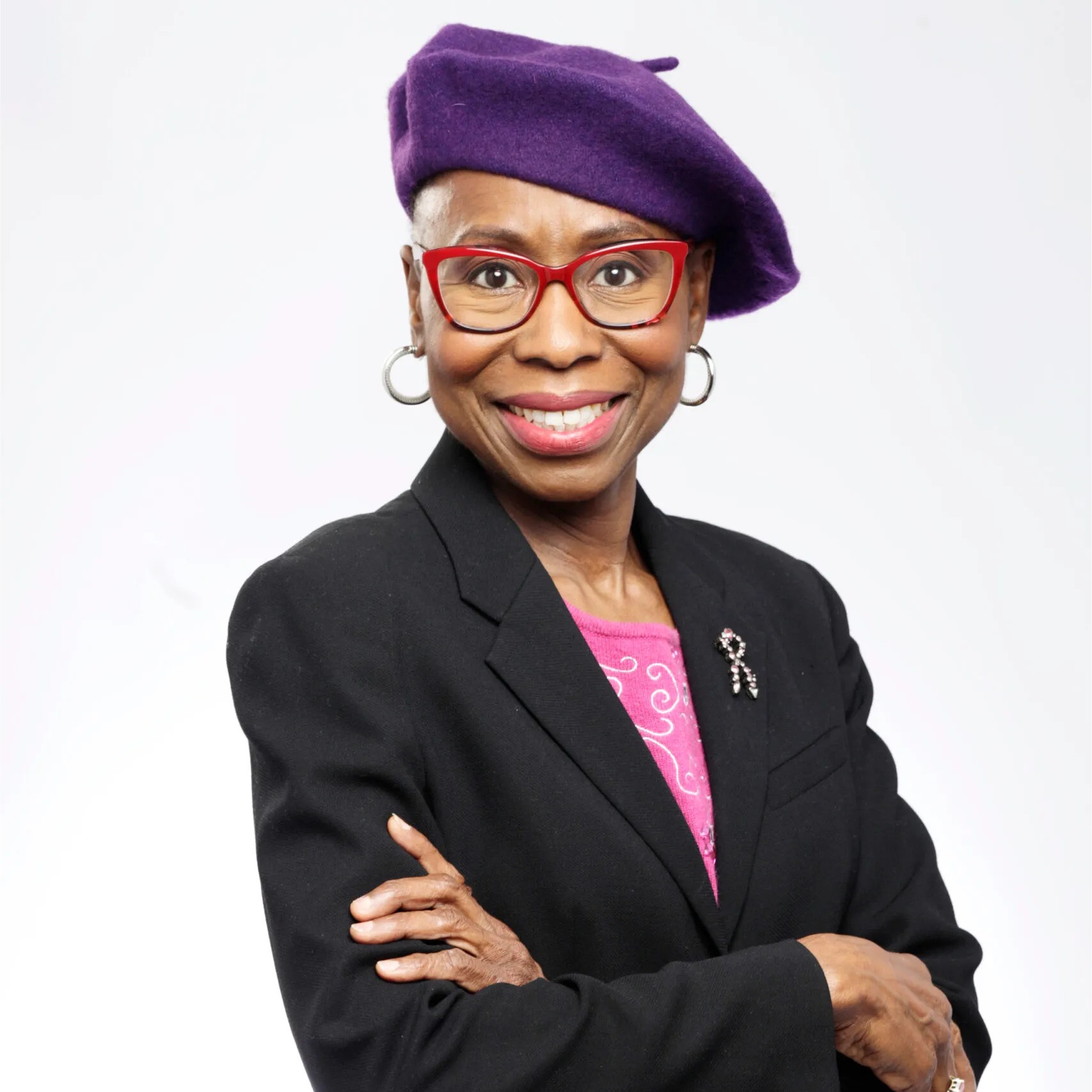 Sherry B Williams Joins The R101 Show W/ Mary gill to discuss all things education