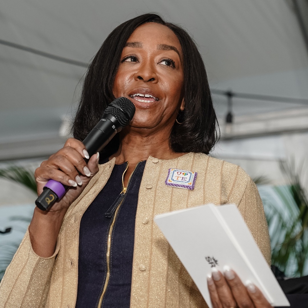 V-103's Big Tigger Morning Show: Shonda Rhimes