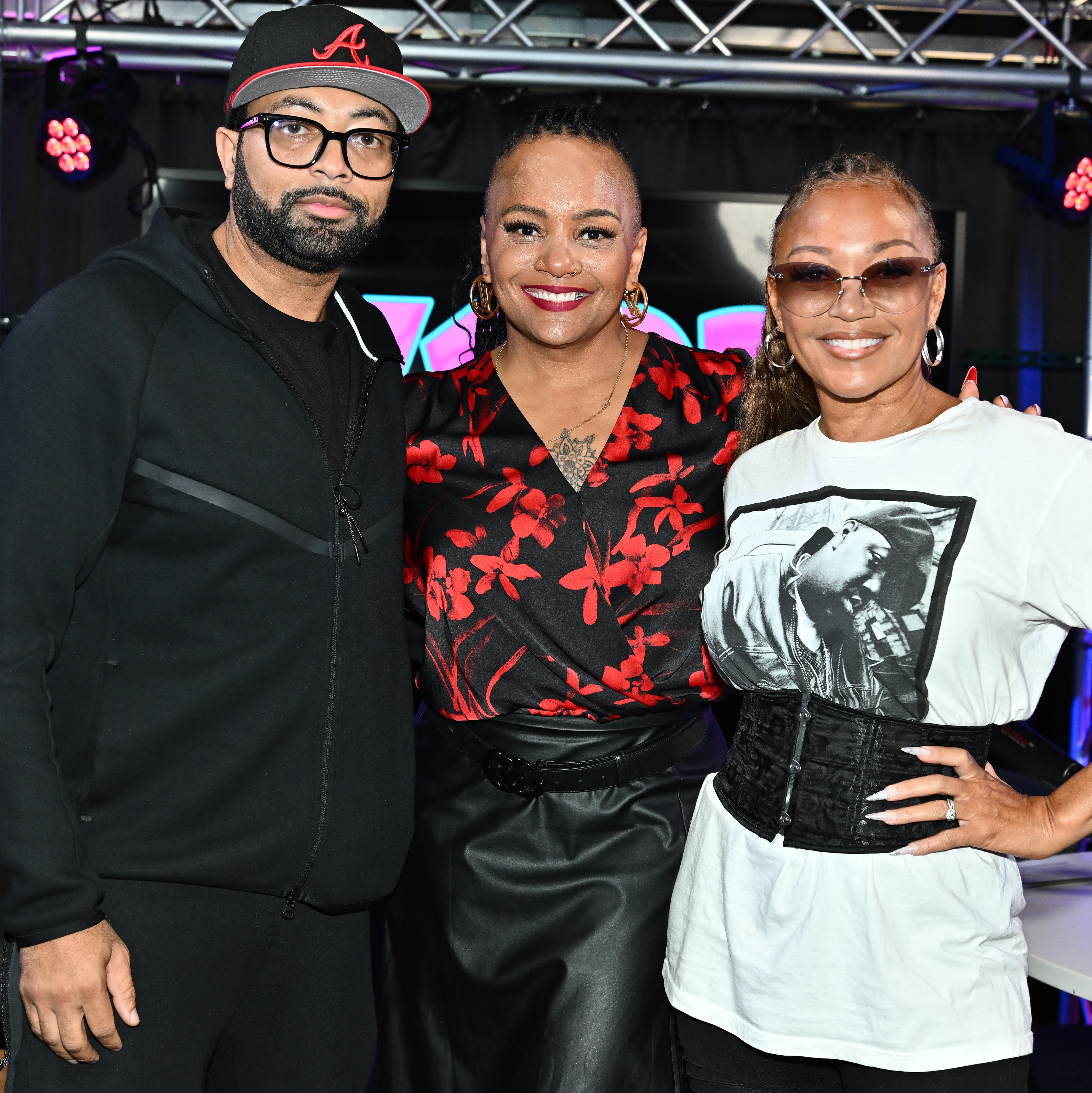 V-103's Big Tigger Morning Show: Chanté Moore, Queen Sheba, and Lil Ronnie (A Toxic Love)