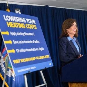 New York Gov. Kathy Hochul announces 1.5 million New Yorkers available to receive assistance covering home heating costs