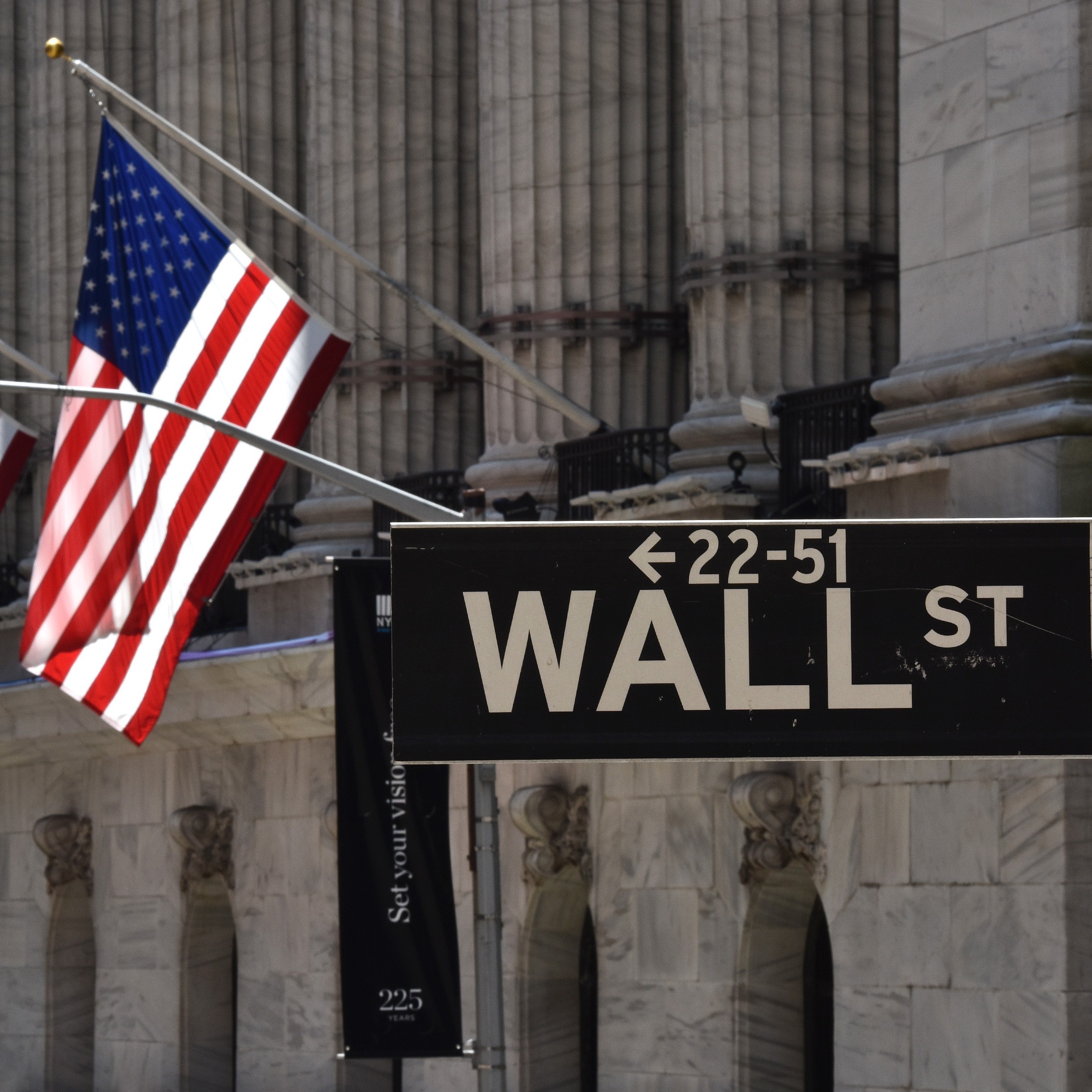 Financial Future Faking - Mag Mile Retail & Financial Role Models