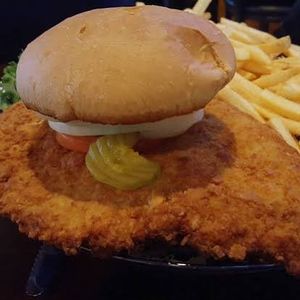 WBBM Noon Business Hour - Midwest Foodie Destinations