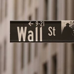 Week Ahead - Customer Service & Stock Picks