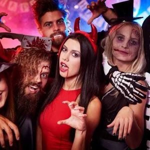WBBM Noon Business Hour - Thrift Store Halloween Costumes
