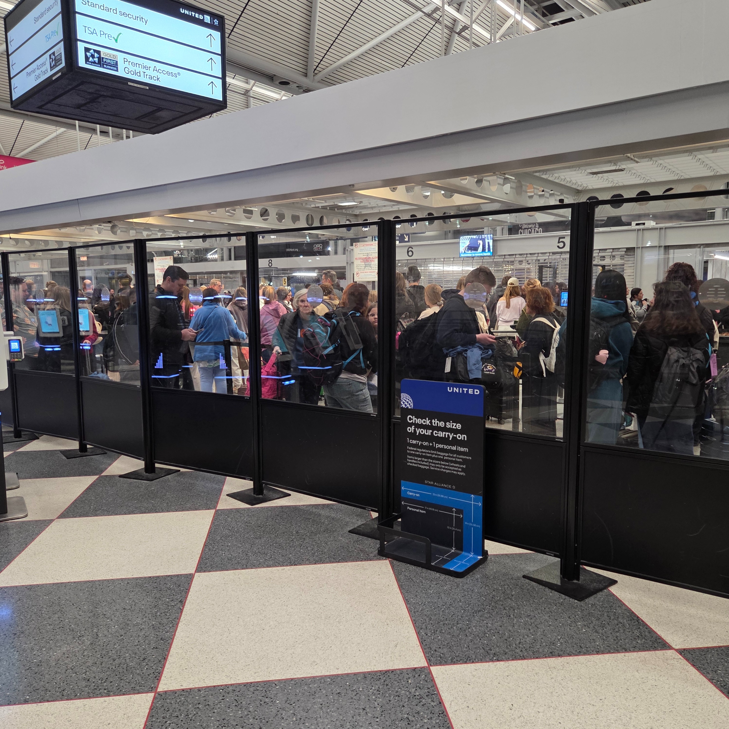 ICE lands at O'Hare amid shutdown