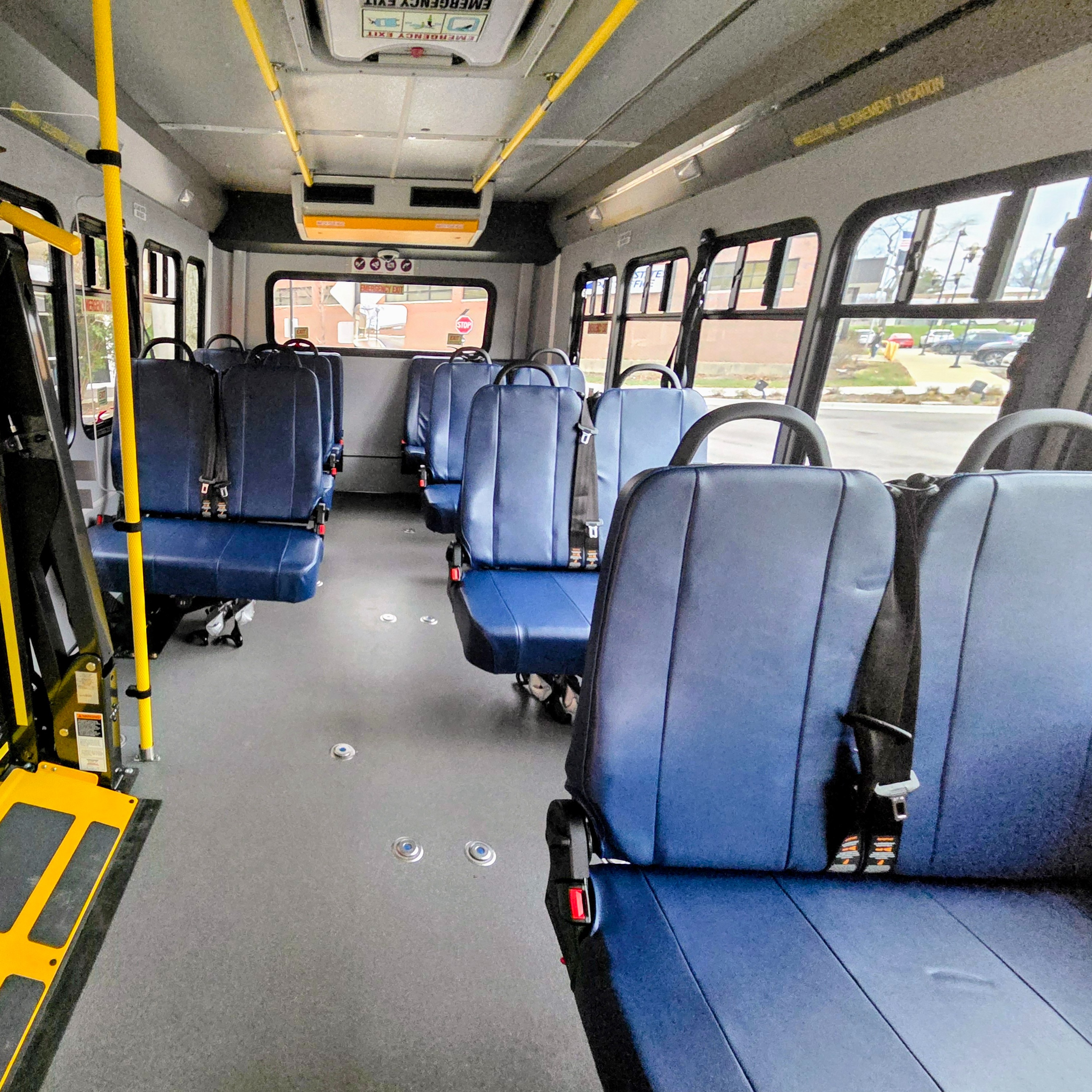 Suburban free bus is rolling again