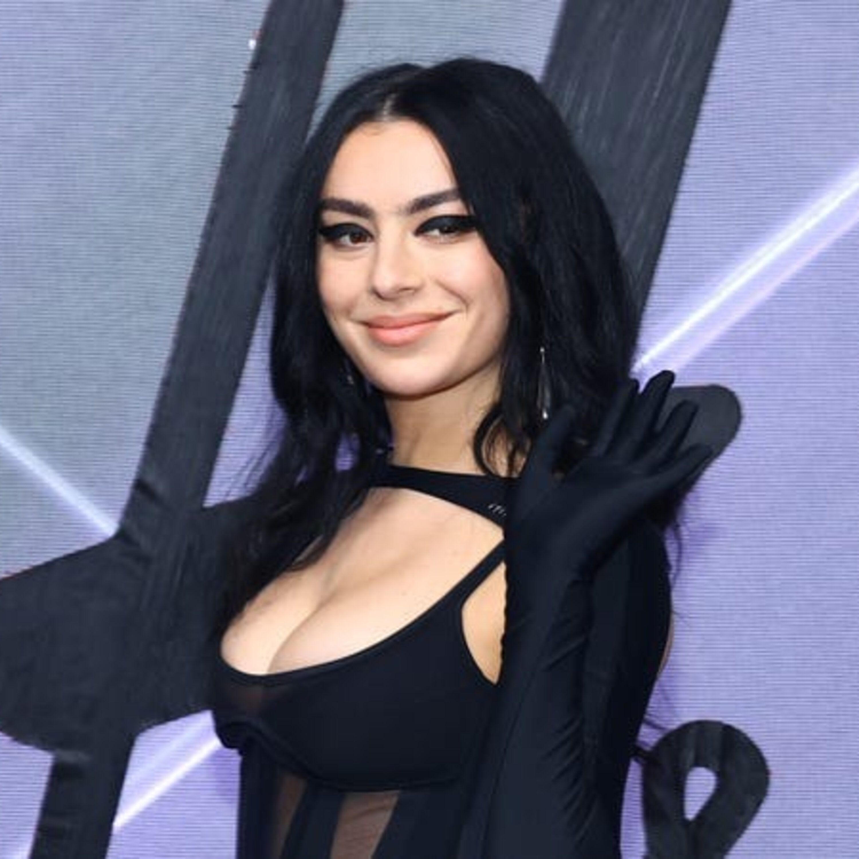 Charli XCX | The Julia Show