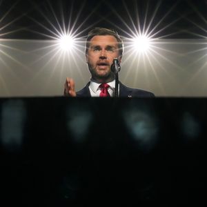 Vance delivers keynote address on second night of 2026 Republican Convention
