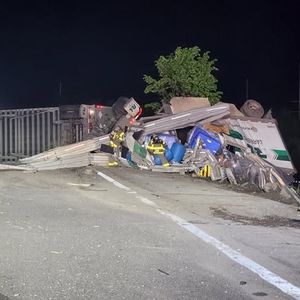 Acid spills onto I-94 after semi truck crash in Ann Arbor