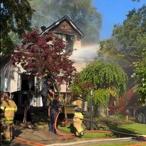 Fire destroys home in Grosse Pointe Park, father and daughter seek new home