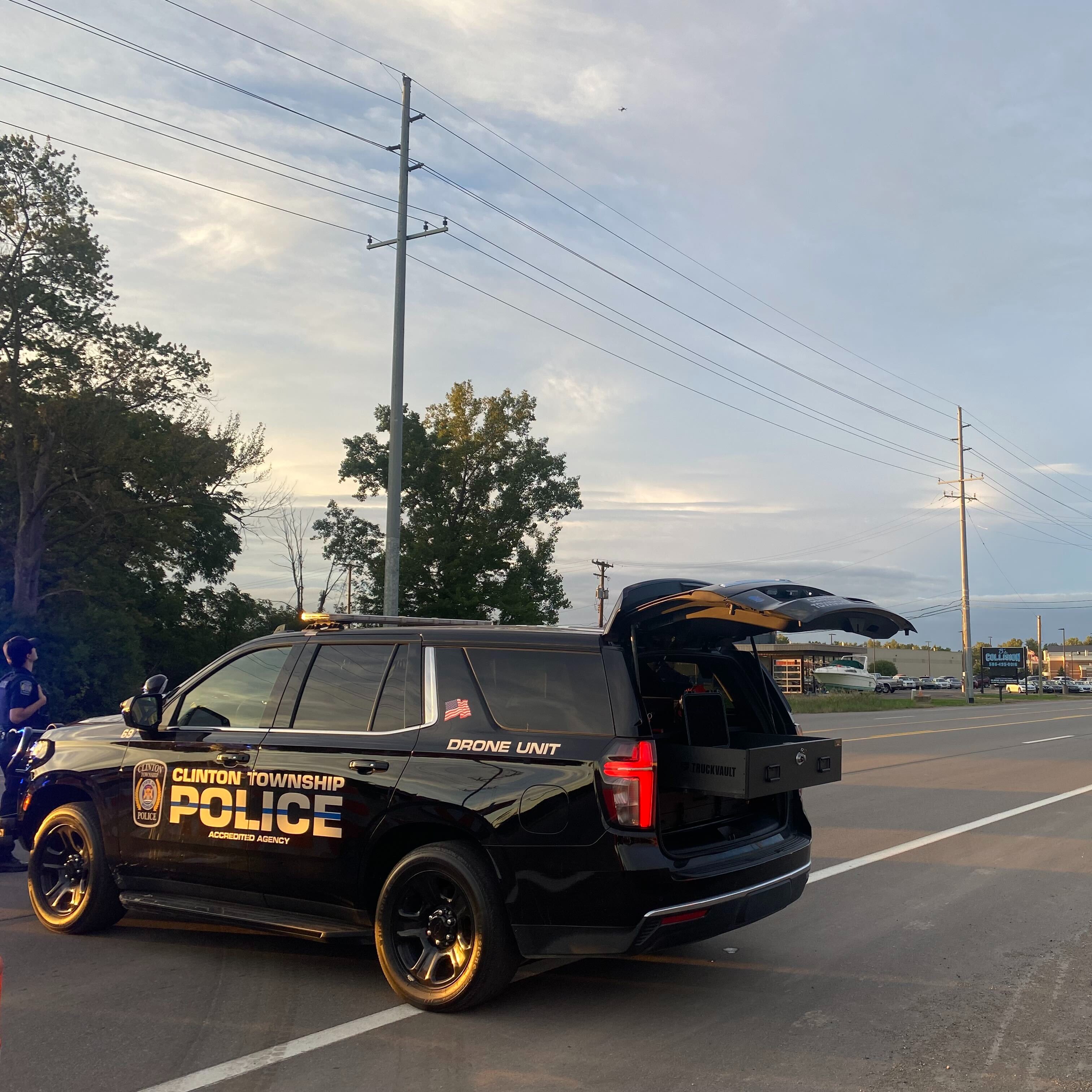 Man trying to cross Gratiot Avenue in Clinton Township hit by van, killed