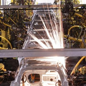The Big 3 all want to use more robots