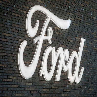 Ford has developed a 6-wheel Ranger