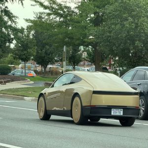 Tesla testing is driverless cars in Metro Detroit