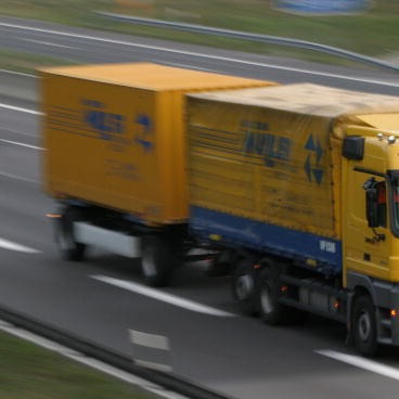 Autonomous truck in Germany doesn't have a cab