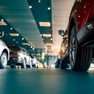 Car sales slip in the first quarter