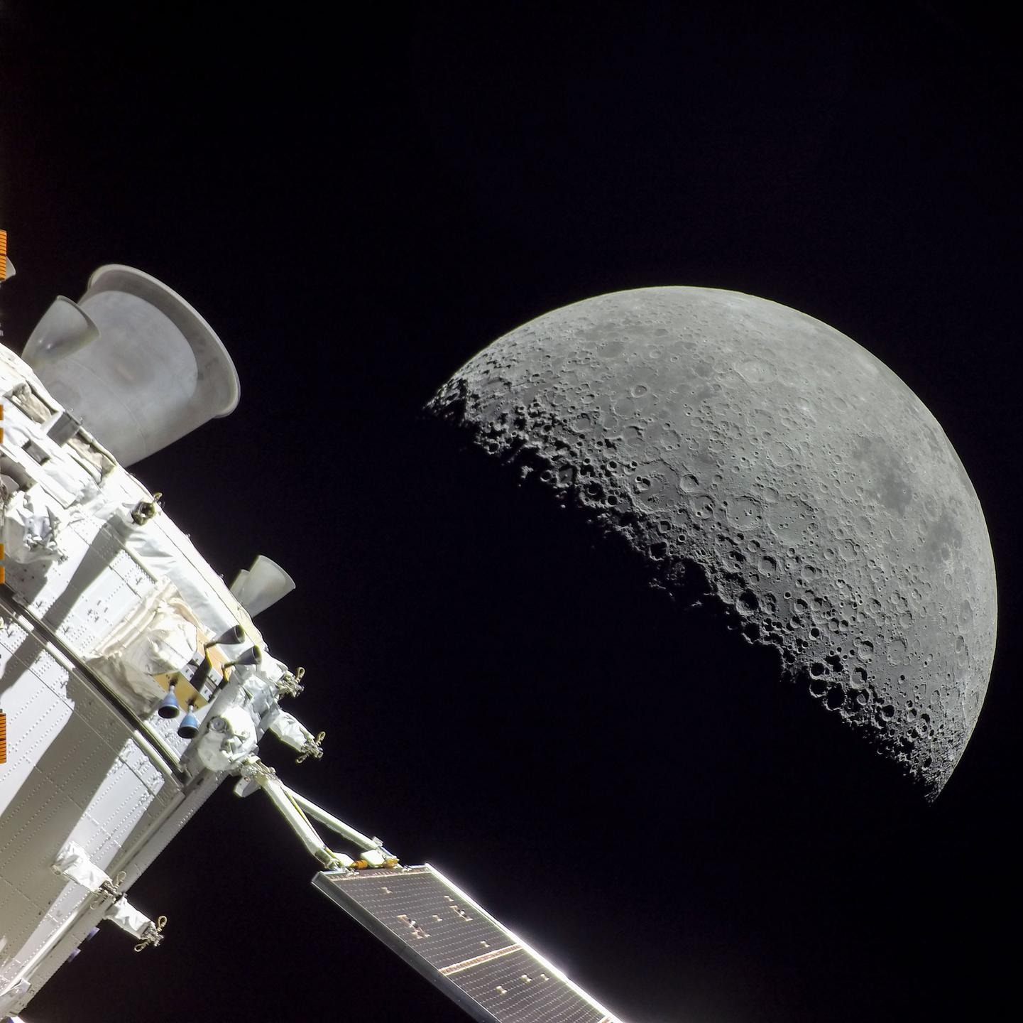 Michigan's Moeller Aerospace has connection to Artemis II