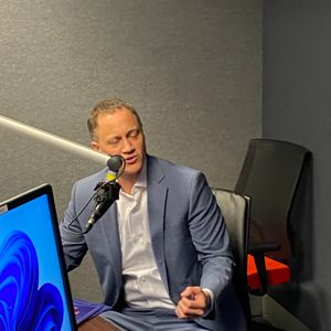 Gov candidate Tom Leonard wants policy over politics