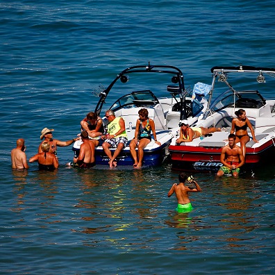 Research shows Americans are overpaying for Spring, Summer travel