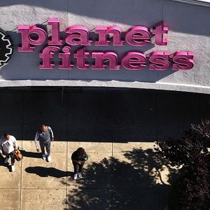 High school summer pass program allows teens to work out for free