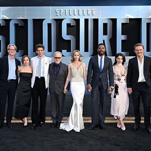 Review: Spielberg, star-studded cast shine in sci-fi flick 'Dislcosure Day'