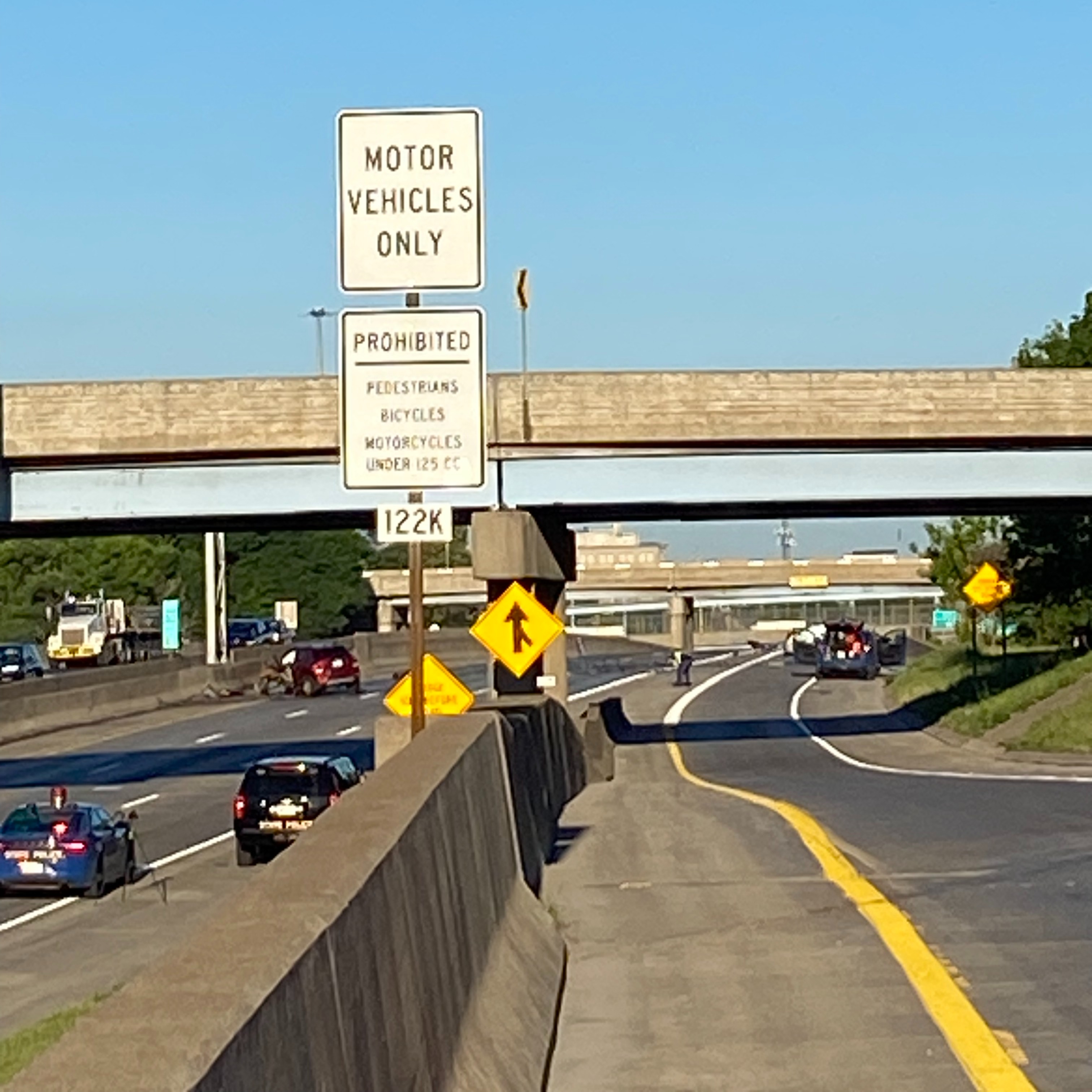 Deadly crash involving wrong way driver on I-75 in Detroit
