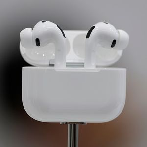 Sleeping with ear buds pose health risks