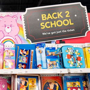 Back to school: Parents expect to spend nearly $900 per child, poll finds