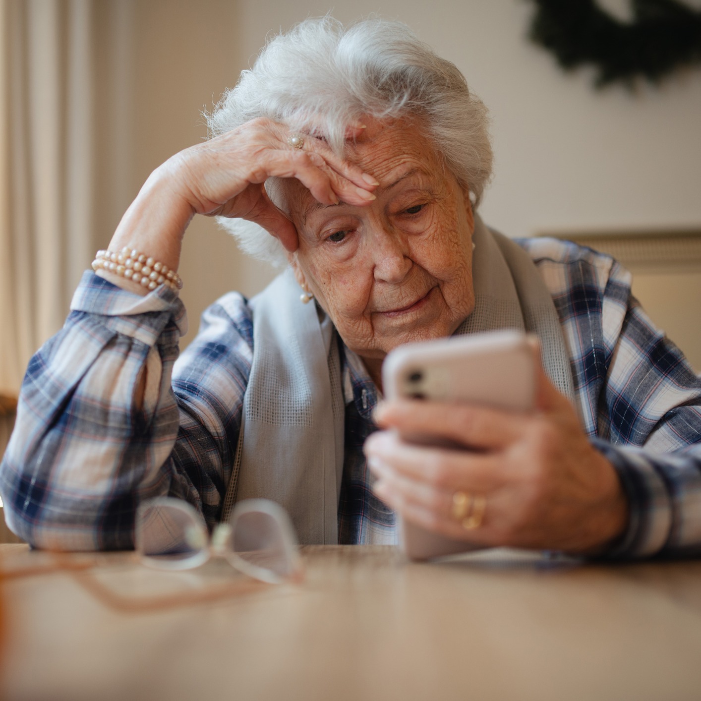 Poll: Most Michiganders say big tech should protect users from online scams and fraud