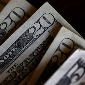 Mixed picture with latest reports on GDP, inflation