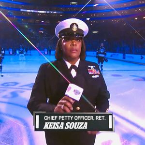 Meet U.S. Navy Veteran and singer, Keisa Souza! Our KNX Hero of the Week!