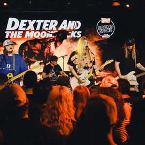 Dexter and The Moonrocks