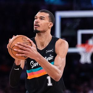 "Fade Brad" - J&J with producer Brad Carson's pick for Game 2 of the Western Conf Finals - Spurs vs. Thunder on 92.9 FM ESPN