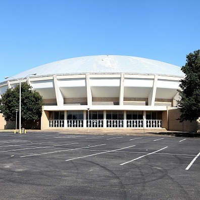 J&J Show--Hour 1 Wednesday 8/19/26--Should we tear down the Mid-South Coliseum?