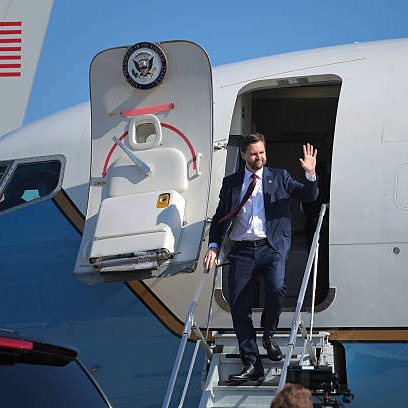 Plans for peacetalks between the US and Iran have hit a snag