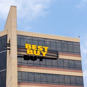 Richfield-based Best Buy's CEO will step down
