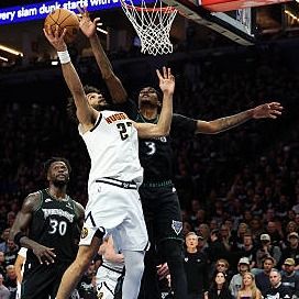 You want defense? Timberwolves smother the Nuggets in dominant Game 3 win to take 2-1 series lead