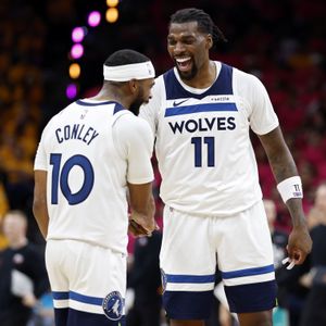 Timberwolves edge Spurs in second-round playoff opener