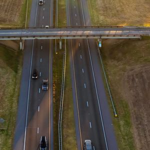 Chisago County Sheriff’s Office is searching for suspects after rocks and motor oil being dropped onto I-35