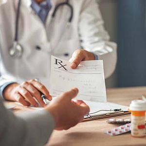 Minnesota hospital administrators urging lawmakers to continue funding federal drug pricing program