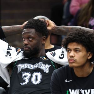 Timberwolves fall to Spurs to end playoff run