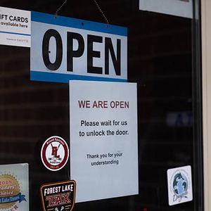 Hospitality leaders demanding immigrant work permits to address severe labor shortages