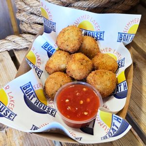 Minnesota State Fair will have nine new vendors including a new, unique bar and restaurant.