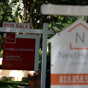 War in Iran and other geopolitical concerns are putting the squeeze on would-be homebuyers