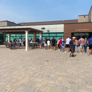 Fans flock to Eden Prairie to get a peak at Lord Stanley's Cup