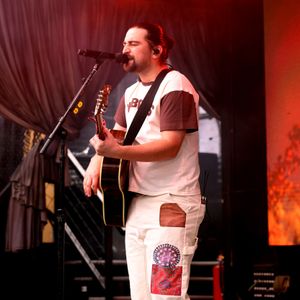 Noah Kahan ticket prices growing ahead of sold out Target Field concert