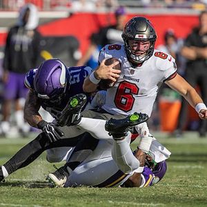 Another smothering performance from the Viking defense gets a win in Tampa