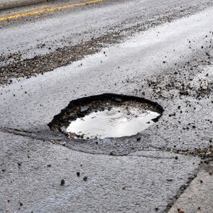 Tire Tread Trouble, Pothole Problems, Squeaky Brake Solutions