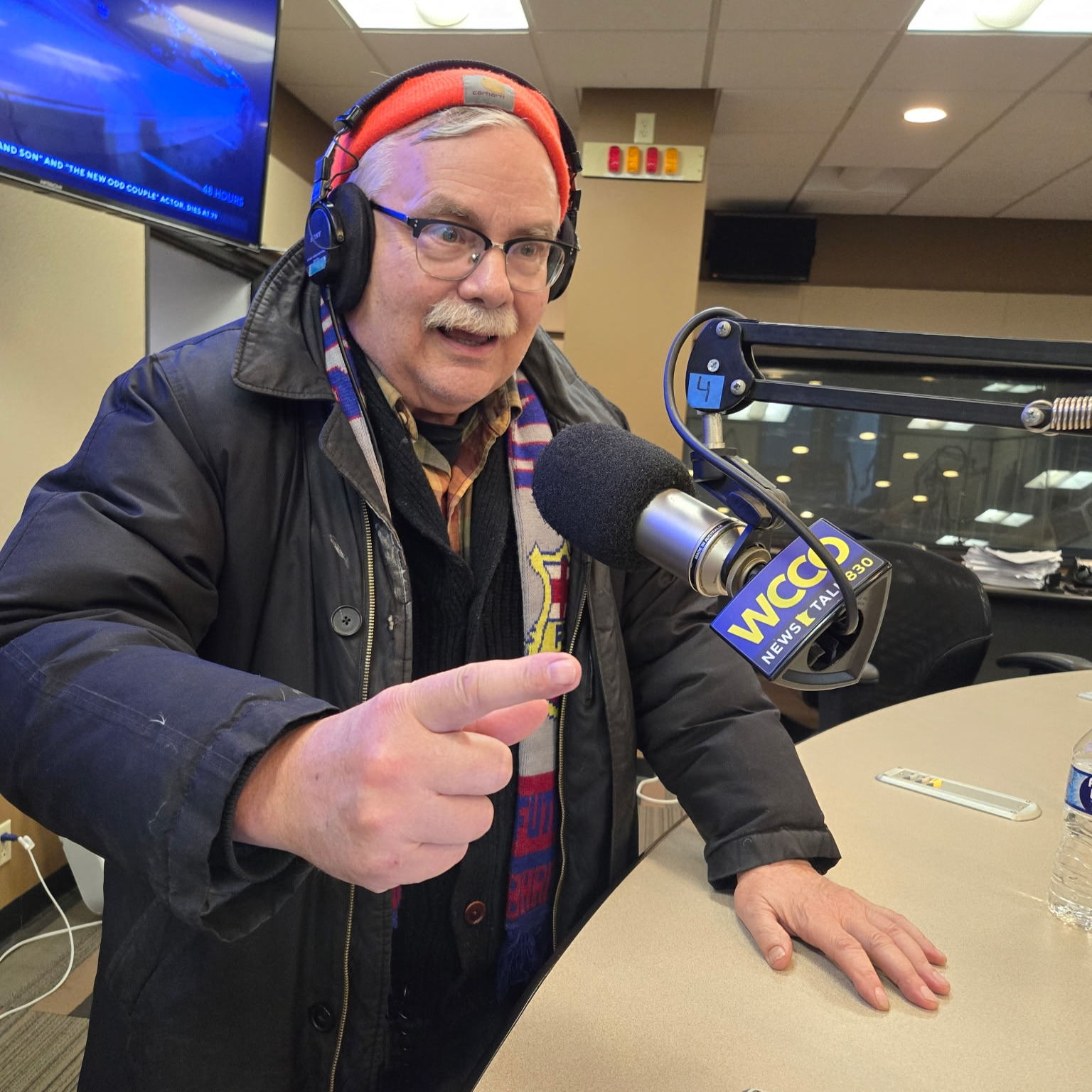 An afternoon with Eric Eskola and his marvelous scarf