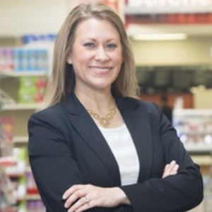Tina Potthoff on Hy-Vee stepping up in our community and a holiday meal deal they’ve put together with customer stressors in mind